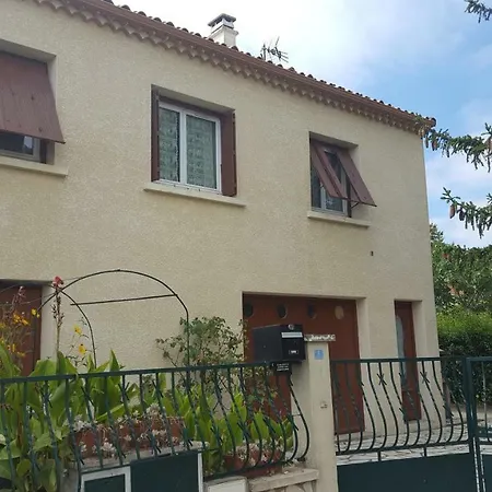 Maison De 2 A 6 Personnes Au Bord De L'herault